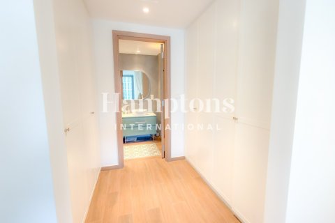 2 bedrooms Apartment in City Walk Phase 2, UAE No. 210202