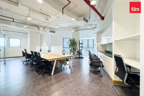 Офис 111.5м² в Дубай, ОАЭ №186935 21