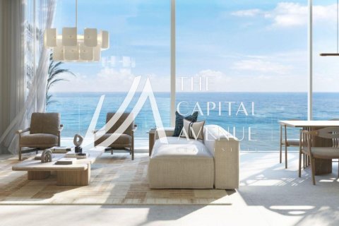 3 bedrooms Apartment in Abu Dhabi, UAE No. 136948 8