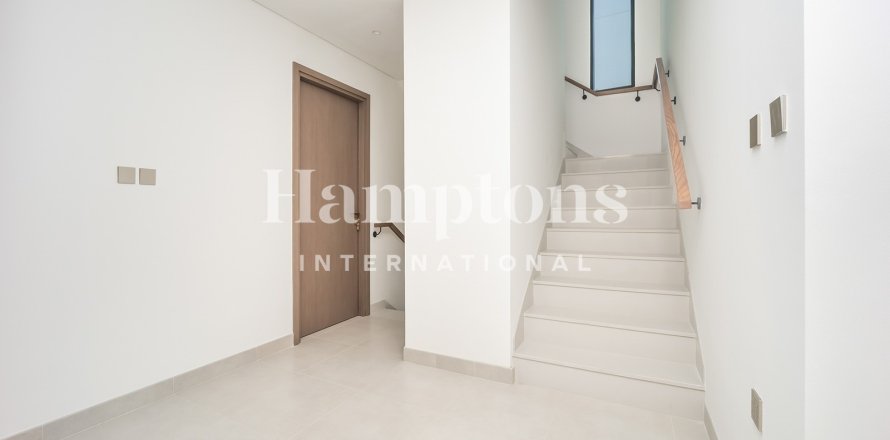 Villa de 4 dormitorios en Arabian Ranches 3, UAE No. 142900