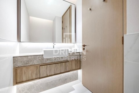 Квартира с 3 спальнями в Address Harbour Point, ОАЭ №189699 10