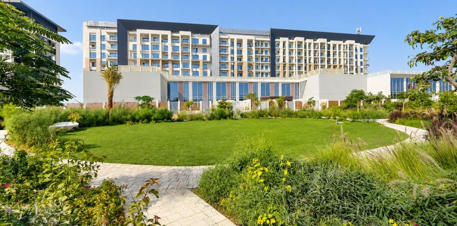 Townhouse de 1 dormitorio en Dubai, UAE No. 168438