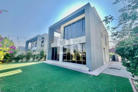 Villa de 4 dormitorios  No. 114424 17