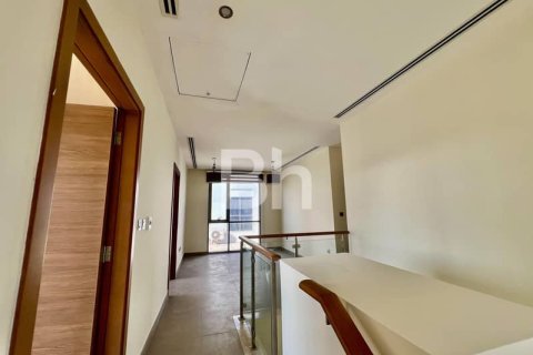 Villa de 4 dormitorios  No. 114424 12