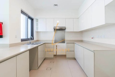 Вилла с 3 спальнями в Дубай Хилс Эстейт, ОАЭ №140646 14