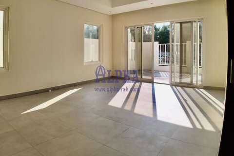 Villa de 5 chambres à Mina Al Arab, UAE No. 140640 9