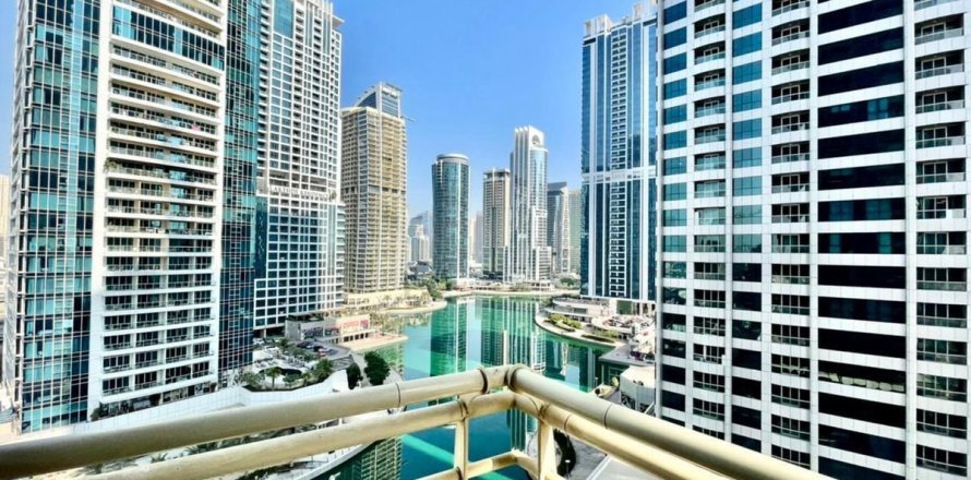 Appartement de 2 chambres à Dubai, UAE No. 140385