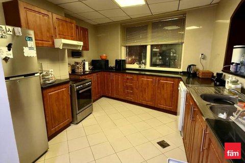 Appartement de 2 chambres à Dubai, UAE No. 140385 8