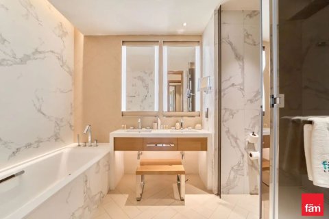 Appartement de 2 chambres à Dubai, UAE No. 140382 16