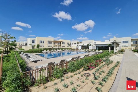 2 bedrooms Apartment in Dubai, UAE No. 161865 6