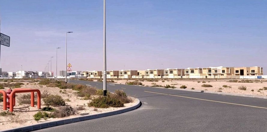 Land de 968.7m² en Jebel Ali, UAE No. 161869