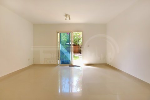 Villa de 2 dormitorios en Abu Dhabi, UAE No. 172368 5