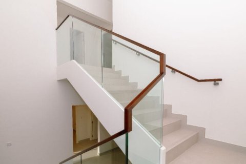 4 bedrooms Villa in Jebel Ali, UAE No. 142173 10