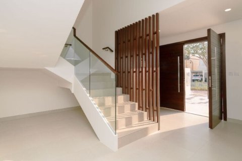 4 bedrooms Villa in Jebel Ali, UAE No. 142173 12