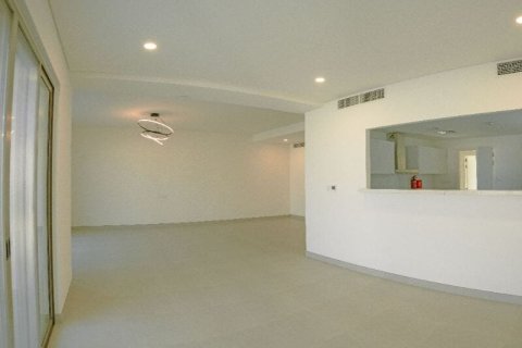4 bedrooms Villa in Jebel Ali, UAE No. 142173 13