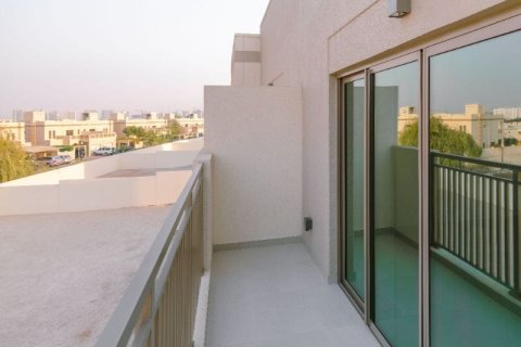 4 bedrooms Villa in Jebel Ali, UAE No. 142173 17