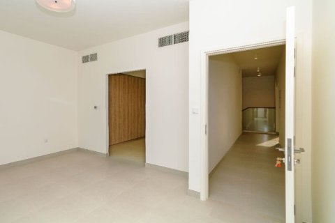 4 bedrooms Villa in Jebel Ali, UAE No. 142173 21