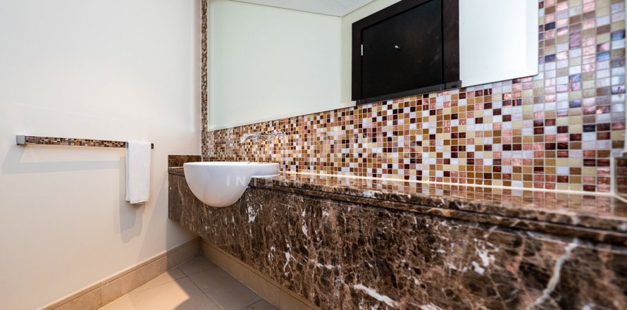 Appartement de 2 chambres à Downtown Dubai (Downtown Burj Dubai), UAE No. 145735