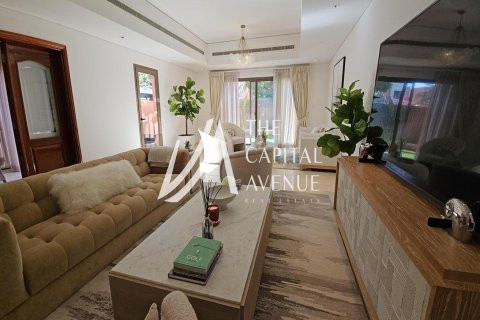 4 غرف نوم فيلا في Abu Dhabi Gate City, الإمارات العربية المتحدة رقم 86667 6