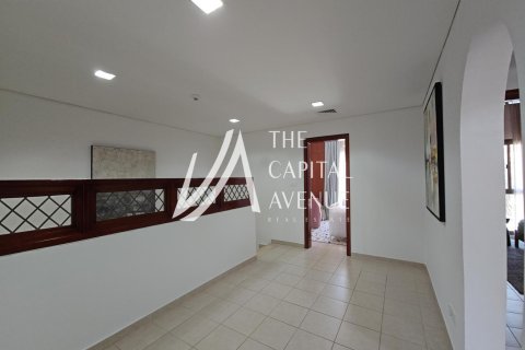 4 غرف نوم فيلا في Abu Dhabi Gate City, الإمارات العربية المتحدة رقم 86667 11