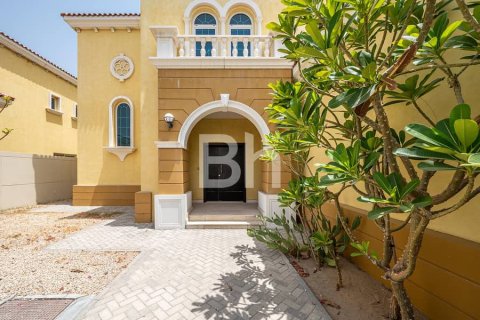 Villa de 3 dormitorios en Jumeirah Park, UAE No. 89788 4