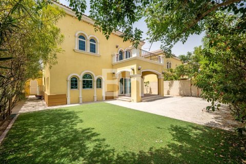 Villa de 3 dormitorios en Jumeirah Park, UAE No. 89788 1