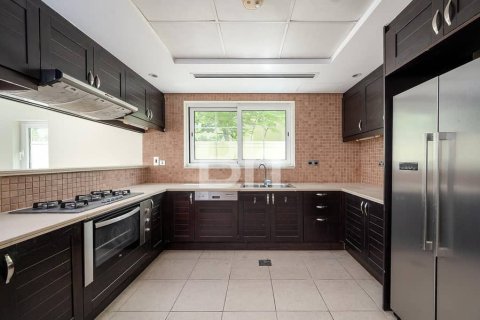 Villa de 3 dormitorios en Jumeirah Park, UAE No. 89788 16