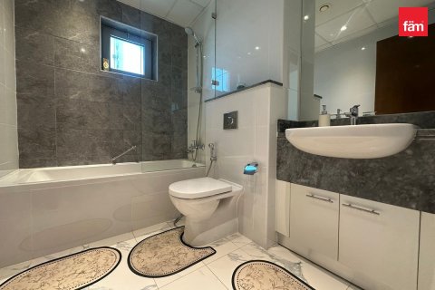 2 bedrooms Apartment in Business Bay, UAE No. 169945 17