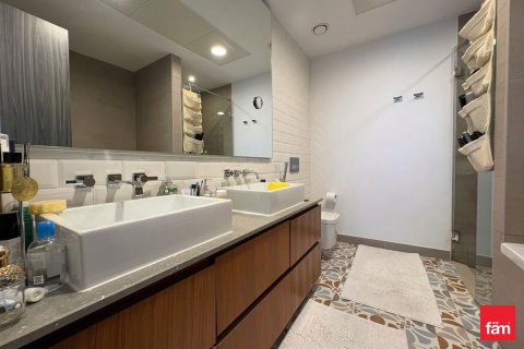Apartment de 2 dormitorios en Motor City, UAE No. 166576 11