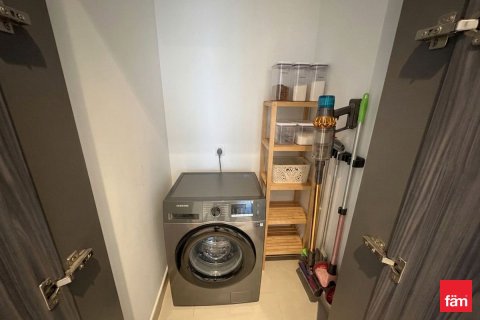 Apartment de 2 dormitorios en Motor City, UAE No. 166576 12