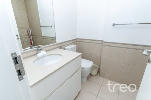 Квартира с 2 спальнями в Safi Apartments, ОАЭ №186703 8