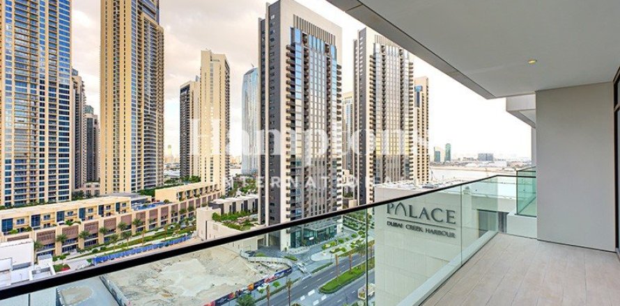 Appartement de 2 chambres à Palace Residences, UAE No. 200082