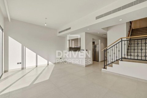 5 bedrooms Townhouse in Damac Lagoons, UAE No. 192769 3