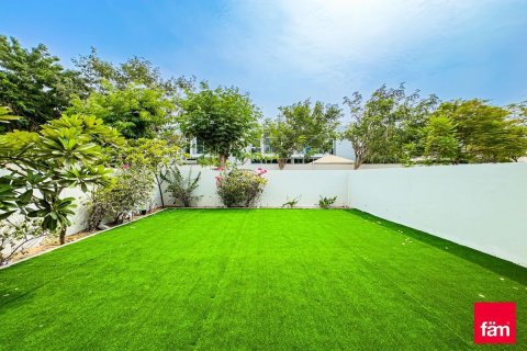 3 bedrooms Townhouse in Dubai, UAE No. 105829 5