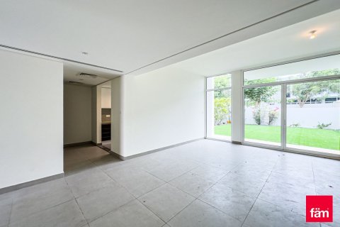 3 bedrooms Townhouse in Dubai, UAE No. 105829 6
