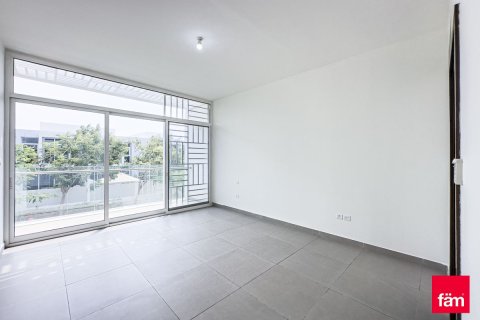 3 bedrooms Townhouse in Dubai, UAE No. 105829 9