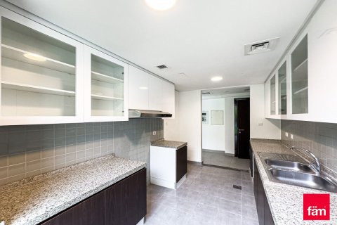 3 bedrooms Townhouse in Dubai, UAE No. 105829 18