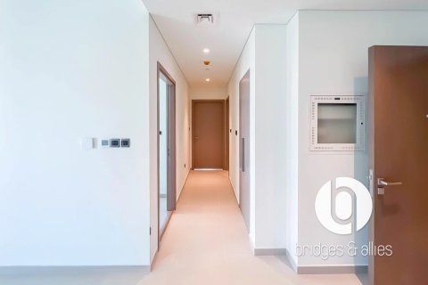 Квартира с 2 спальнями в Даунтаун Дубай (Даунтаун Бурдж Дубай), ОАЭ №156409 12