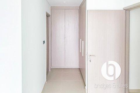 Квартира с 2 спальнями в Даунтаун Дубай (Даунтаун Бурдж Дубай), ОАЭ №156409 8