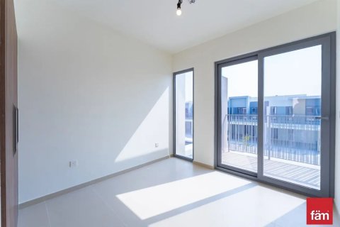 Вилла с 3 спальнями в Tilal Al Ghaf, ОАЭ №141451 6