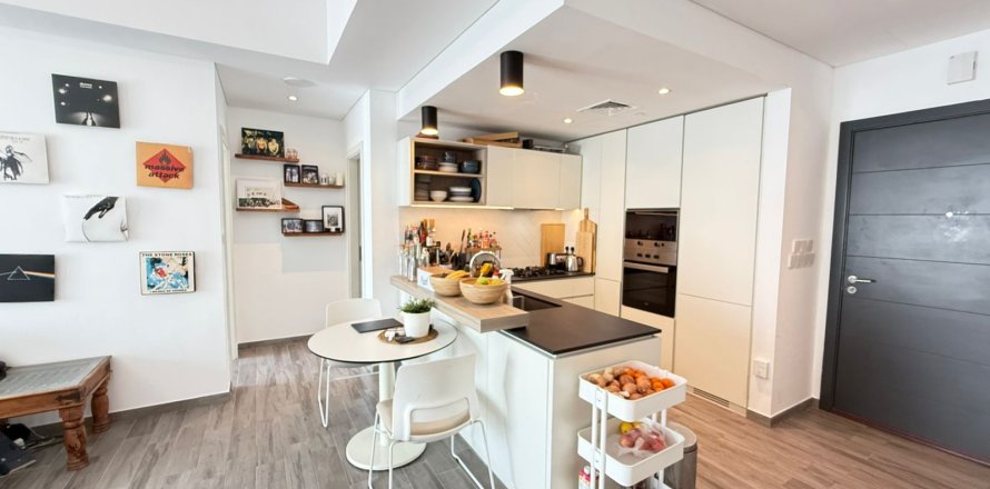 2 bedrooms Apartment in Jumeirah Village Circle, UAE No. 151156