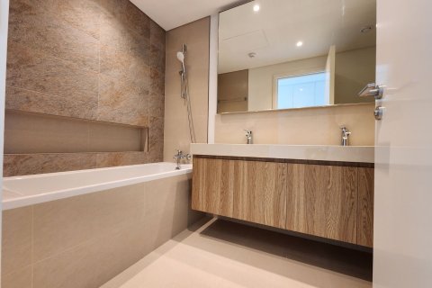 Квартира с 2 спальнями в Zabeel, ОАЭ №151158 8