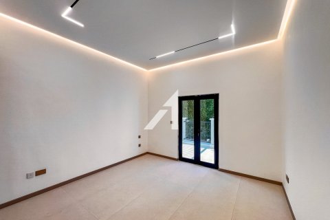 5 bedrooms Villa in The Villa, UAE No. 144222 17