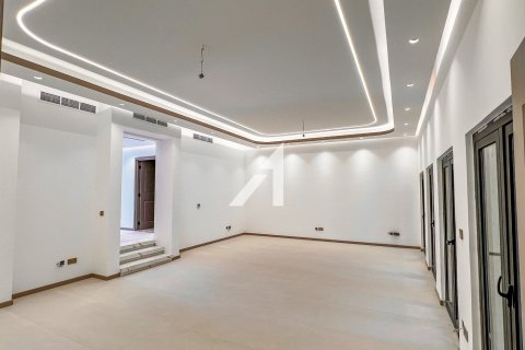 5 bedrooms Villa in The Villa, UAE No. 144222 30