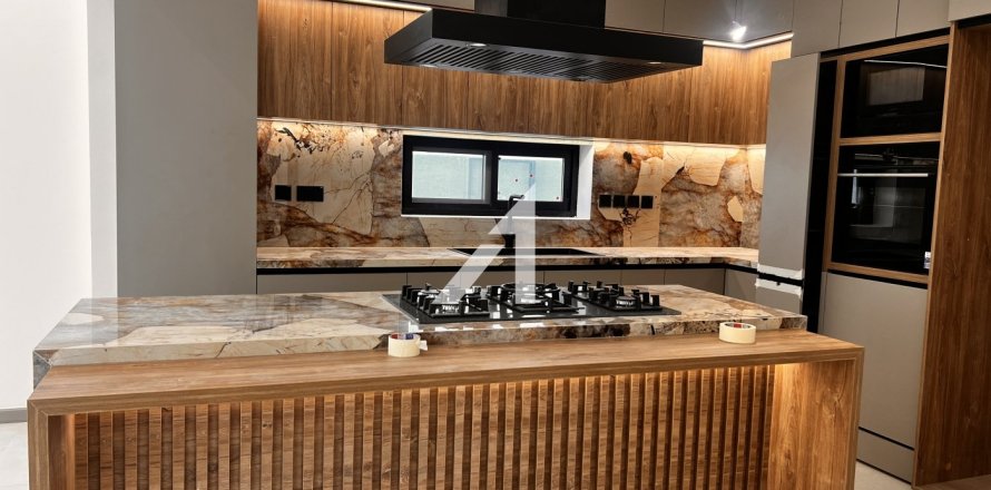 5 bedrooms Villa in The Villa, UAE No. 144222