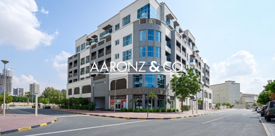 3 bedrooms Apartment in Jumeirah Village Triangle, UAE No. 145882