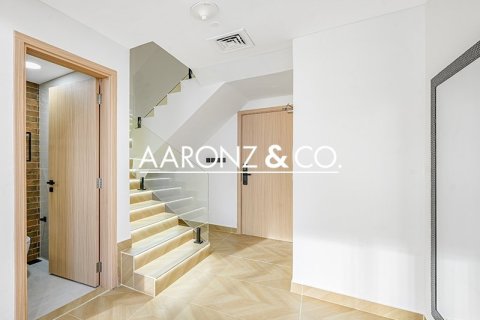 Apartment de 3 dormitorios en Dorra Bay, UAE No. 145881 10