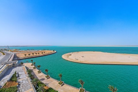 4 bedrooms Apartment in Al Raha Beach, UAE No. 195001 3