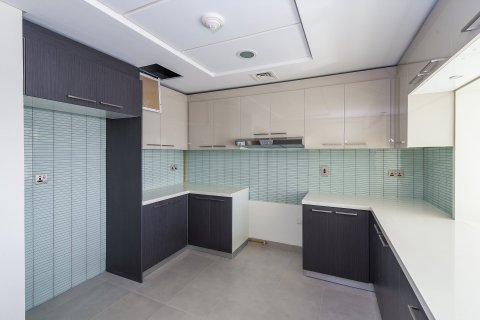 4 bedrooms Apartment in Al Raha Beach, UAE No. 195001 10