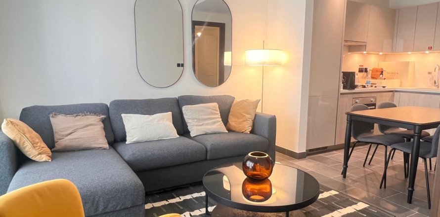 Квартира с 1 спальней в Дубай, ОАЭ №135600